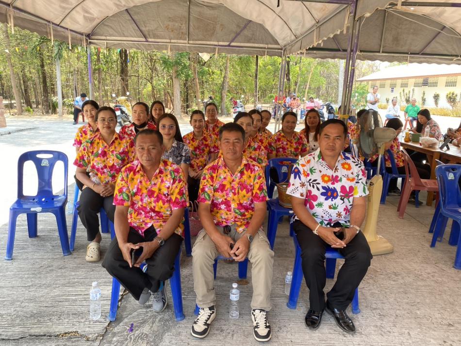 สรงน้ำหลวงพ่อใหญ่และพระพุทธรูปศักดิ์สิทธิ์ประจำตำบลนิคมพัฒนา